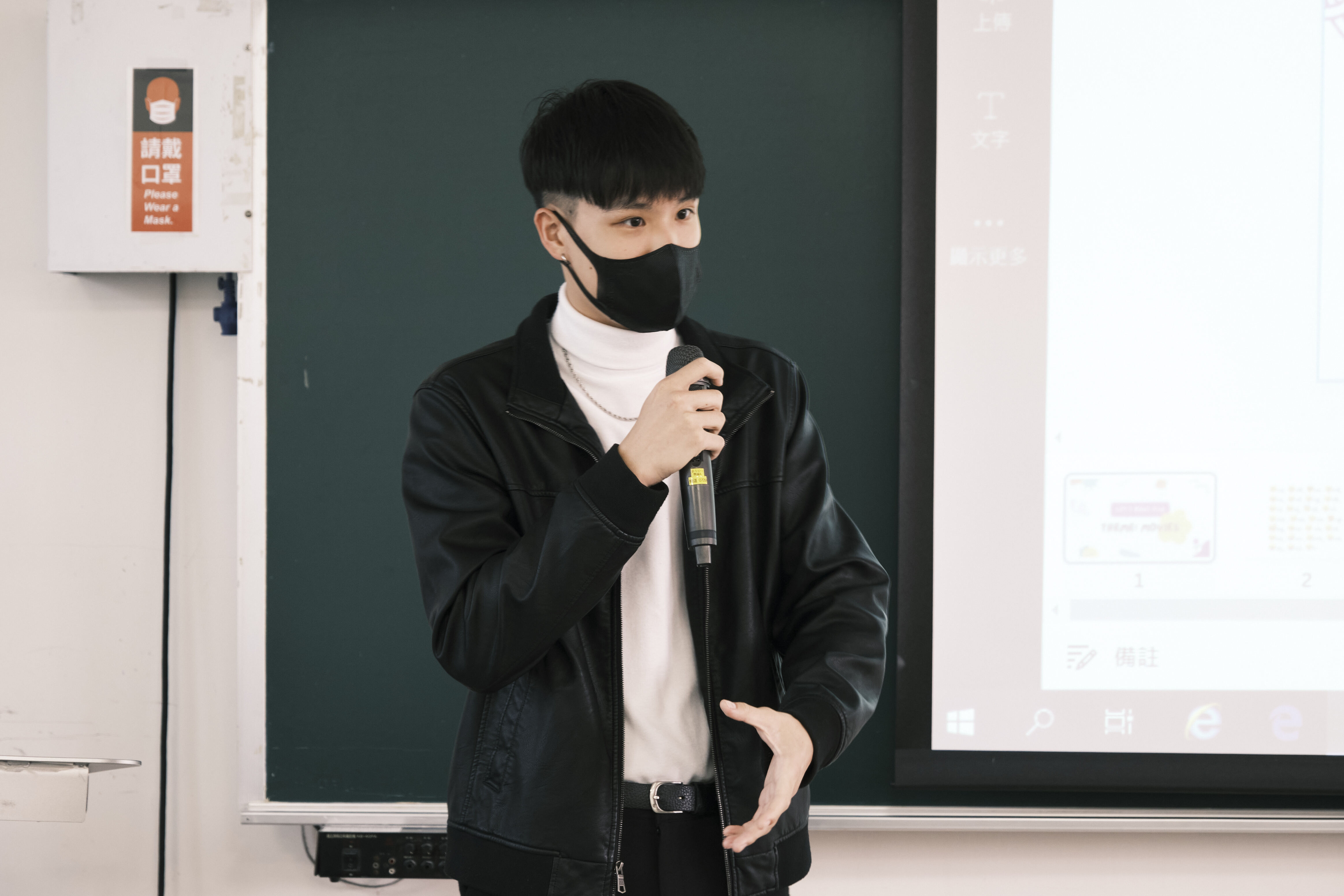 110-2 英語角落第三場小老師講解