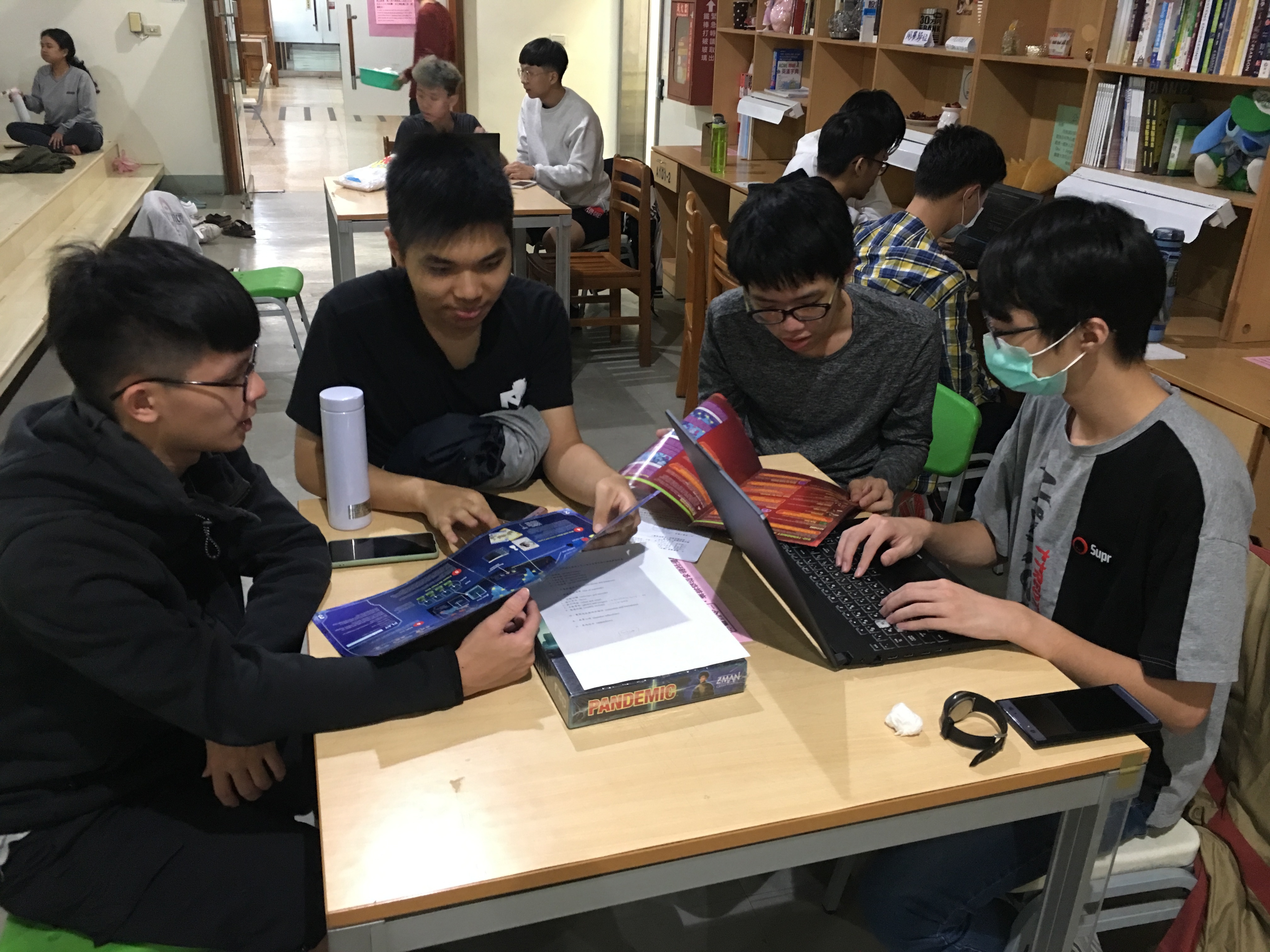 109-1 自學行動小組