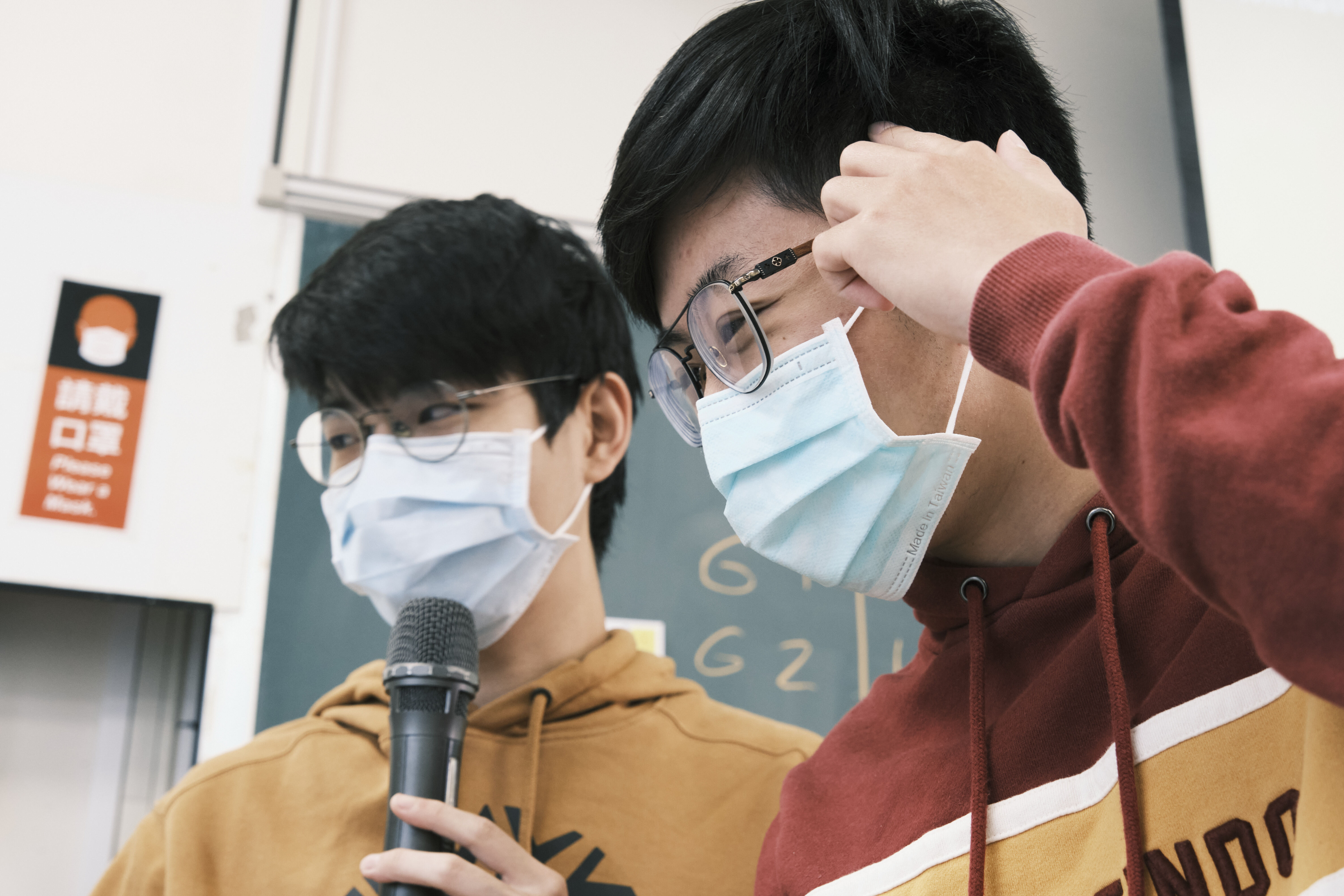 110-2 英語角落第五場學生與小老師互動