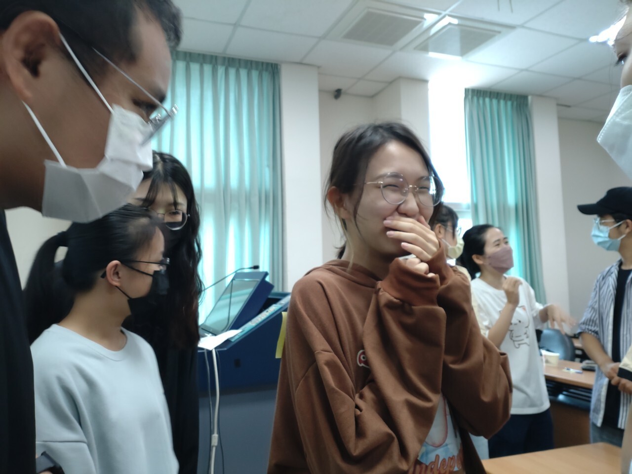 111-1英語角落第一場照片