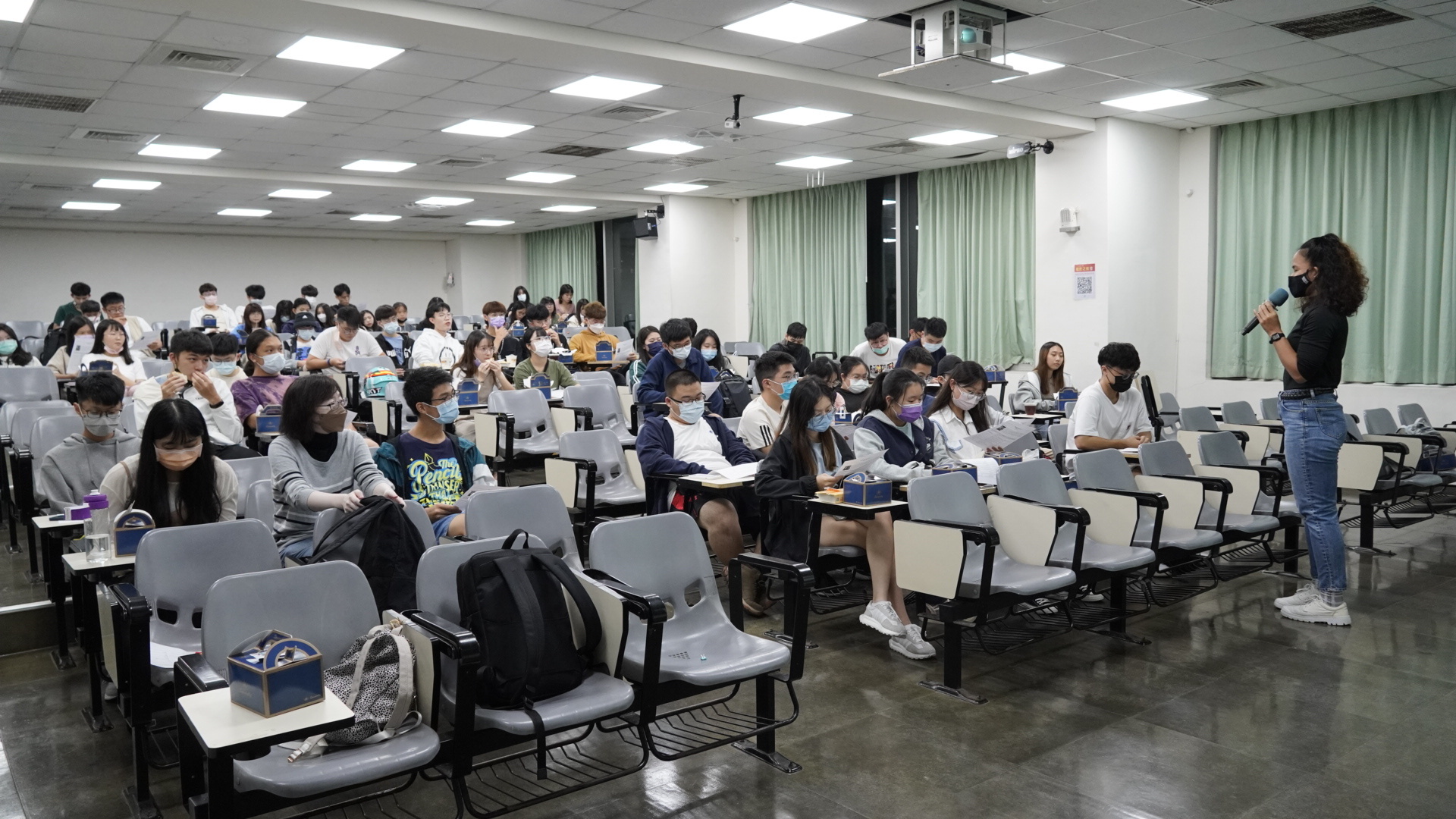 111-1電影之夜第一場歡樂好聲音