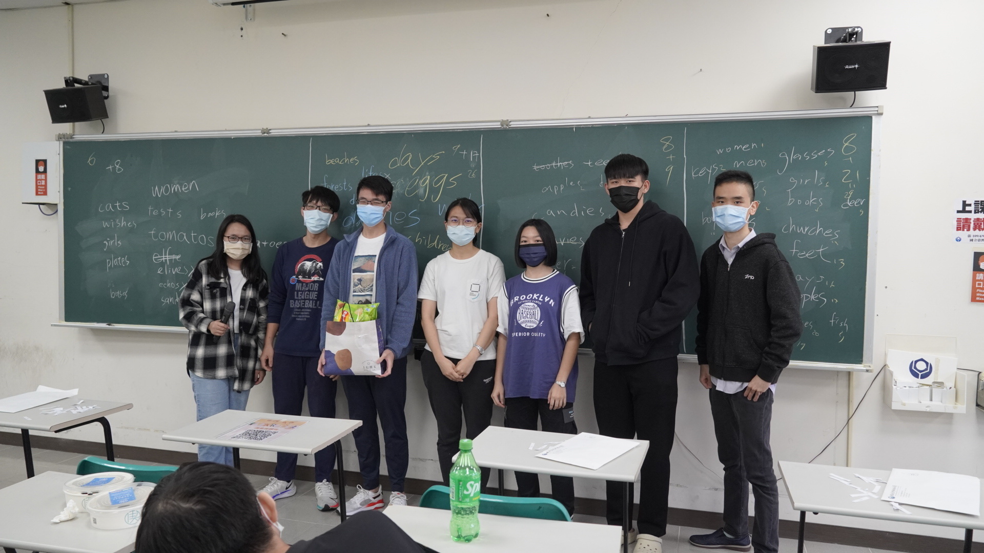 111-1英語角落第三場